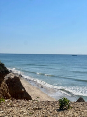 'Cliffs at Shadmoor State Park in Montauk